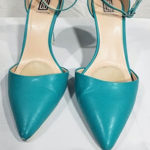 Signature by * Aqua Pointed Toe Pump, Strap, Sz9